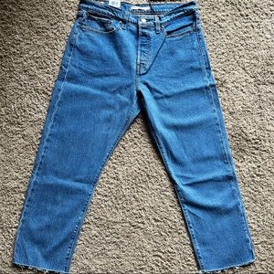 Levi’s Wedgie Straight Crop NWT